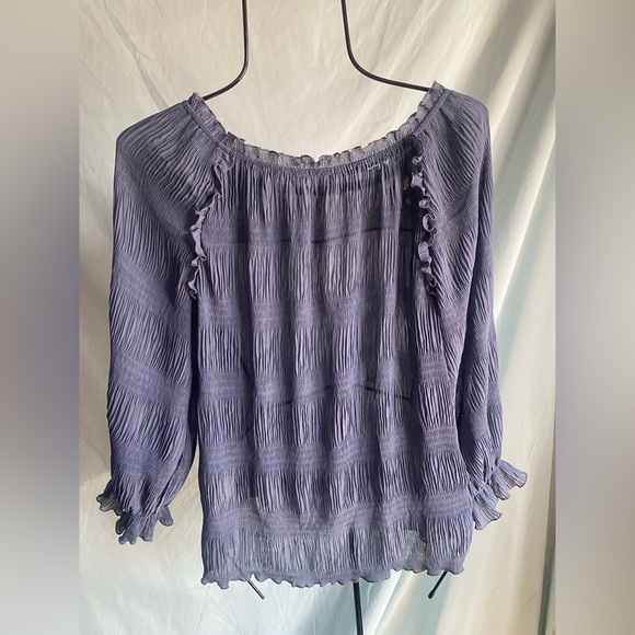 Size M Blue Ruffle Blouse Denim Blue Shade top by Mine - Picture 6 of 9